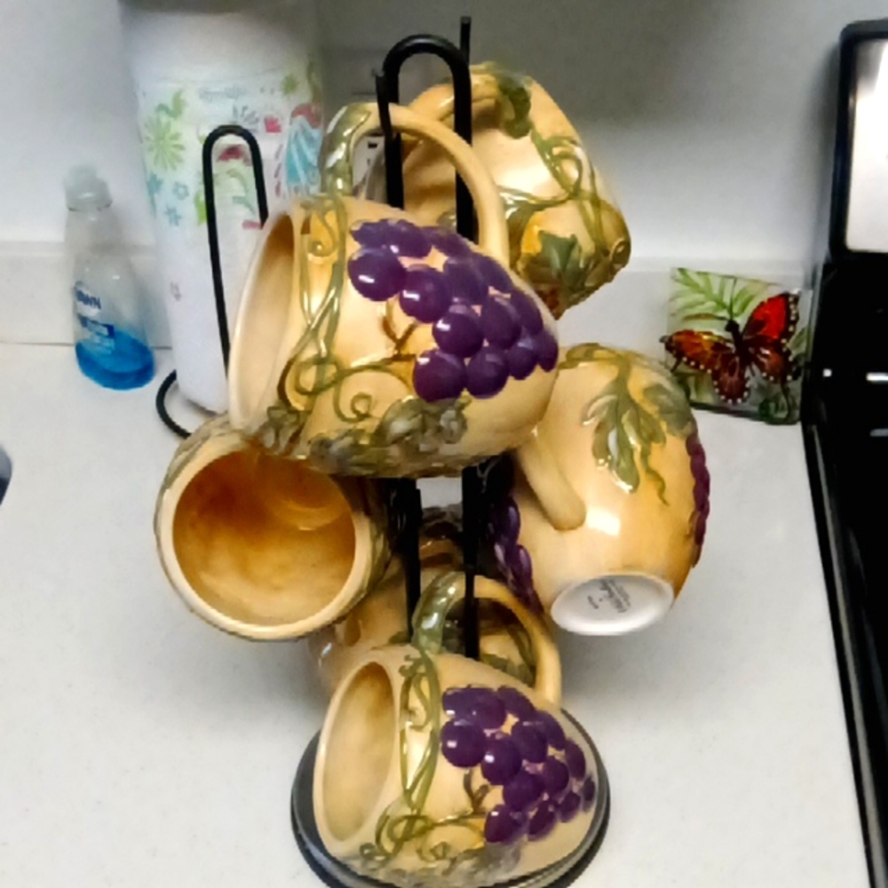 Six Cups/Mugs